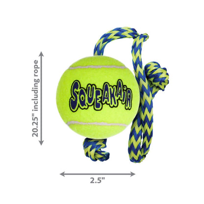 Kong Pelota Squeakair Mediana Con Cuerda